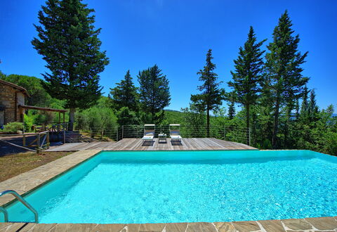Casa Fioraie: Piscine, Propriété, Paysage Naturel, Loisir, Immobilier, Biens, Maison, Herbe, Vacances, Arbre