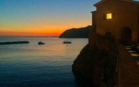 Dai Fiorentini - Apartment In Levanto: Ciel, Plan D'Eau, Mer, Horizon, Côte, Le Coucher Du Soleil, Océan, Soirée, Crépuscule, Matin