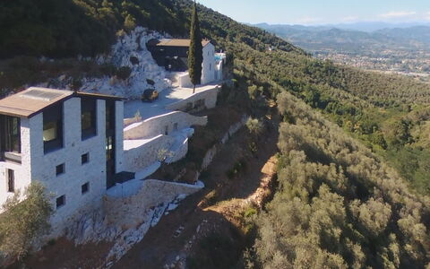 Villetta Farfallina: Propriété, Géologique Phénomène, Station De Montagne, Photographie Aérienne, Montagne, Maison, Architecture, Village, La Photographie, Bâtiment