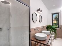 sorrento-city-great-location-piano-di-sorrento-apartment-bathroom