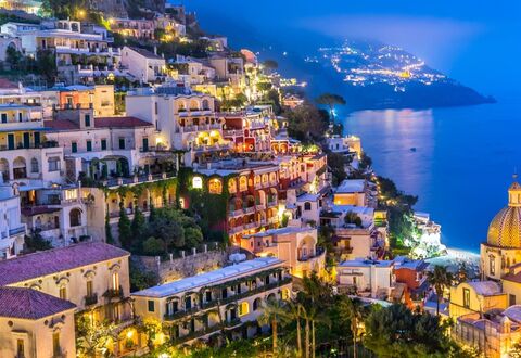 Parsano Home: L'Eau, Bâtiment, Propriété, Ciel, Bleu, Lumière, Bleu Azur, La Nature, Maison, Montagne