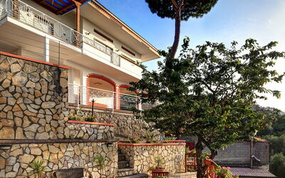 casina-priora-sorrento-villa-external