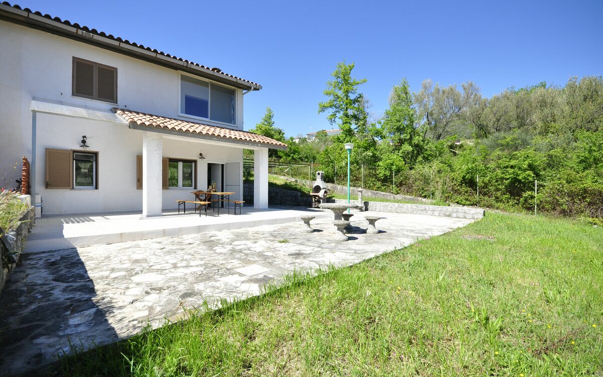 Calipso House