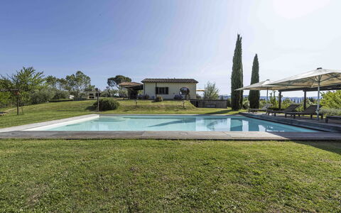 Casina Dell'acquaborra: Piscine, Biens, Ombre, Mobilier De Jardin, Recours, Jardin, Aménagement Paysager, Pelouse, Hacienda, Ferme