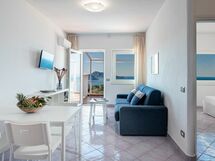 Logement:&nbsp;Trilocale Superior Wave