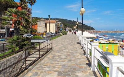 Marina di Andora 713