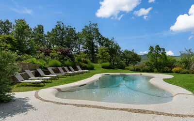 Villa Torre Delle Rose - Firenzuola, Private Pool,: Nuage, L'Eau, Ciel, Plante, Ressources En Eau, Propriété, Paysage Naturel, Arbre, Piscine, Paysage