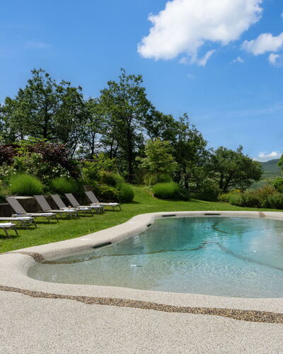 Villa Torre delle Rose: Nuage, L'Eau, Ciel, Plante, Ressources En Eau, Propriété, Paysage Naturel, Arbre, Piscine, Paysage