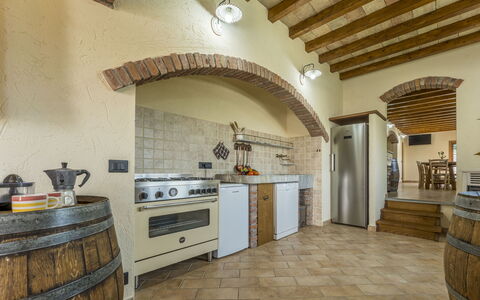 Casa Aurora - Recco, Liguria: Propriété, Comptoir, Cabinetry, Appareil De Cuisine, Cuisine, Cuisinière, Bois, Design Intérieur, Électroménager, Architecture