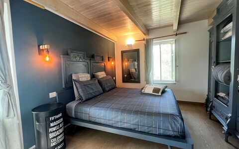 Cascina Basan: Meubles, Design Intérieur, Chambre, Lit, Sol, Drap De Lit, Literie, Plafond, Sol, Éclairage