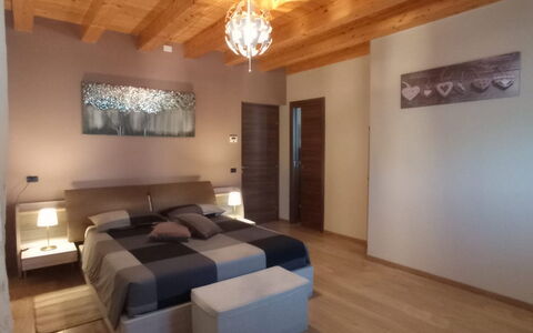 Casa Santa Venera: Propriété, Meubles, Bâtiment, Canapé, Bois, Table, Éclairage, Confort, Design Intérieur, Sol