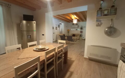 Casa Santa Venera: Propriété, Table, Bâtiment, Bois, Design Intérieur, Canapé, Éclairage, Maison, Sol, Sol