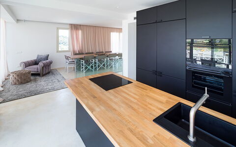 Casabella - Avola, Sicilia: Meubles, Table, Canapé, Bois, Salon, Cabinetry, Bâtiment, Design Intérieur, Architecture, Sol