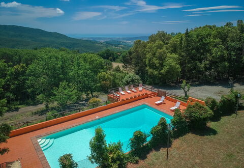 Tenuta De Paoli - Chianni, Pool, Wifi, Privacy, To: L'Eau, Nuage, Plante, Ciel, Piscine, La Nature, Bleu Azur, Paysage Naturel, Arbre, Loisir