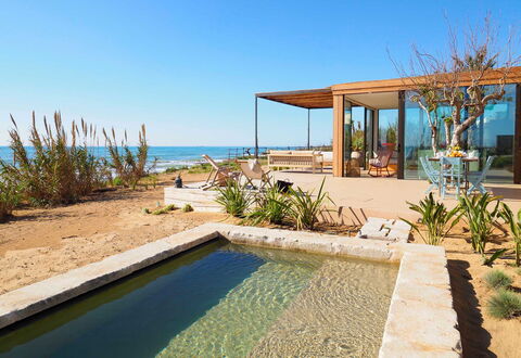 Casa Ninfa - Ispica, Sicilia: L'Eau, Ciel, Plante, Propriété, Bleu Azur, Architecture, Ombre, Loisir, Bâtiment, Paysage