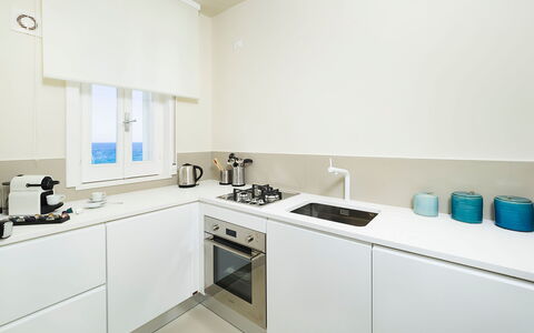 Mariposa - Fontane Bianche, Sicilia: Robinet, Evier, Cabinetry, Évier, Comptoir, Luminaire Plomberie, Meubles, Cuisine, Cuisinière, Appareil De Cuisine