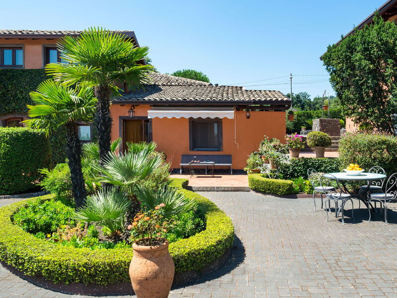 Villa Palmira - Pedara, Sicilia