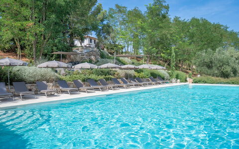 Nocellara Spereto Apartment With Pool, Montaione: Piscine, Mobilier De Jardin, Recours, Eco Hôtel, Balancelle, Aménagement Paysager, Ville Resort, Thermes, Parapluie, Hacienda