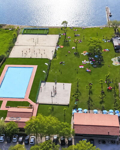 La Spiaggia: Piscine, Des Loisirs, Recours, Loisir, Parc, Ville Resort, Vue Du Ciel, Vacances, Photographie Aérienne