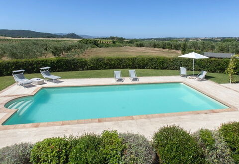 Villa Sant'andrea: L'Eau, Ciel, Propriété, Piscine, Plante, Bâtiment, Rectangle, Ombre, Lot Terre, Loisir