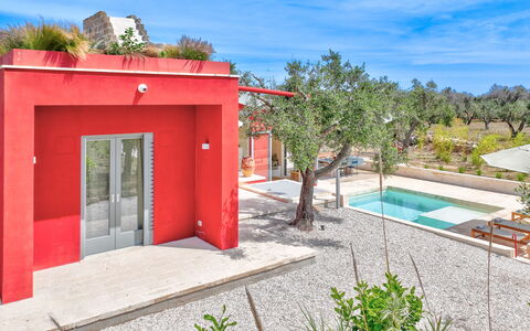 Lamia del Grano: Plante, Ciel, Propriété, L'Eau, Piscine, Bâtiment, Architecture, Arbre, Ombre, Mur