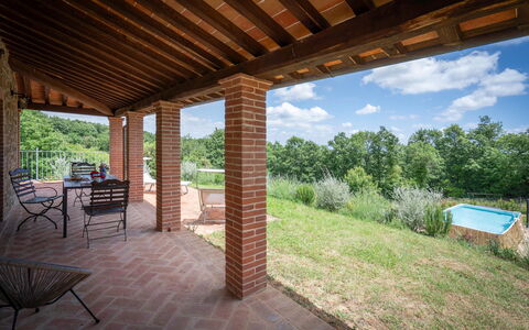 Vineyard’s Cottage With Pool, Ac, Wifi - Siena: Plante, Propriété, Ciel, Nuage, La Nature, Bois, Ombre, Éclairage, Architecture, Arbre