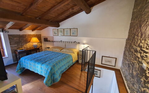Il Cantuccio: Propriété, Confort, Bois, Cadre De Lit, Design Intérieur, Sol, Lit, Oreiller, Dur, Bâtiment