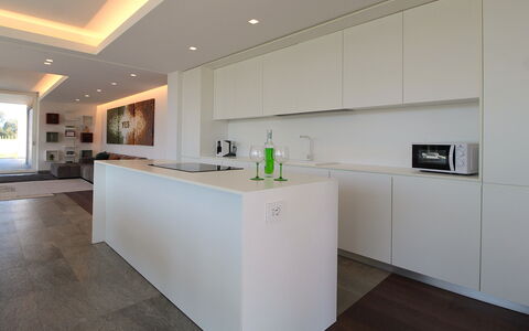 Stima Home, Padova, Pool, Ac: Design Intérieur, Sol, Cuisine, Mur, Comptoir, Sol, Plafond, Bois, Meubles, Cabinetry
