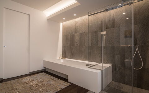 Stima Home, Padova, Pool, Ac: Bâtiment, Luminaire Plomberie, Bois, Design Intérieur, Sol, Sol, Salle De Bains, Robinet, Art, Tete De Douche