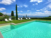 Villa Mami