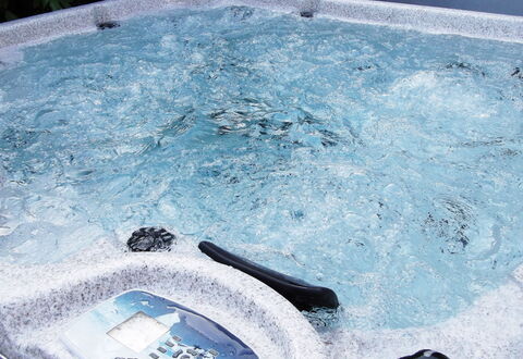 Villa Paradiso: L'Eau, Monde, Bleu Azur, Automotive Exterieur, Piscine, Des Loisirs, Loisir