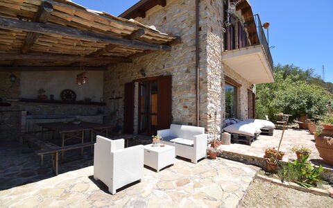 Villa Roccella Ionica, Sea View, a c: Ciel, Plante, Propriété, Meubles, Bâtiment, Pot De Fleur, Design Intérieur, Chaise, Ombre, Plante D'Appartement