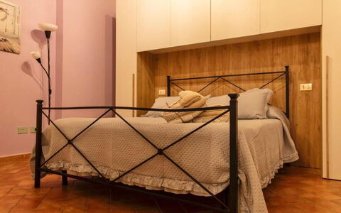 Bocelli: Confort, Bois, Cadre De Lit, Design Intérieur, Lit, Sol, Sol, Dur, Literie, Chambre