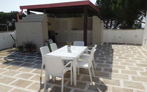 Loft San Giovanni in Gallipoli: Meubles, Propriété, Table, Chaise, Bâtiment, Ombre, Ciel, Mobilier De Jardin, Arbre, Design Intérieur