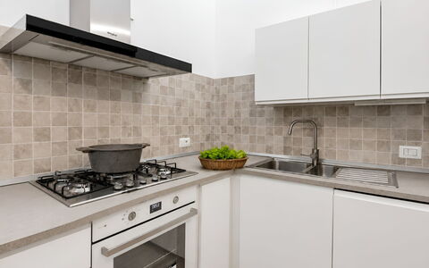 La Casa dei Nonni: Cuisine, Appareil De Cuisine, Comptoir, Principaux Appliance, Cuisinière, Le Fourneau, Sol, Cabinetry, Gaz Poele, Électroménager