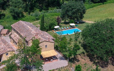 Villa Aiale: Piscine, Recours, Biens, Eco Hôtel, Chalet, Hacienda, Ferme, Villa, Jardin, Arrière-Cour
