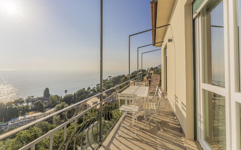 Breath-taking Portofino Promontory Seaview: Balcon, Appartement, Mer, Océan, Côte, Clôture, Balustrade, Porche, Eco Hôtel, Recours