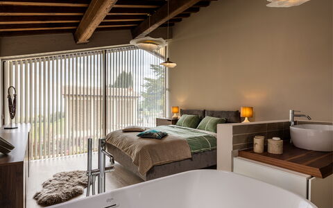 Melaiolo Modern Apartment With Pool, Montaione, To: Design Intérieur, Meubles, Mur, Plafond, Sol, Pièce, Sol, Chambre, Éclairage, Lit