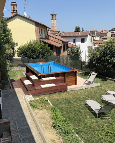 Castagnole Monferrato 200: Piscine, Composite, Loisir, Arrière-Cour, Recours, Mobilier De Jardin, Ombre, Cour, Conception, Chaise