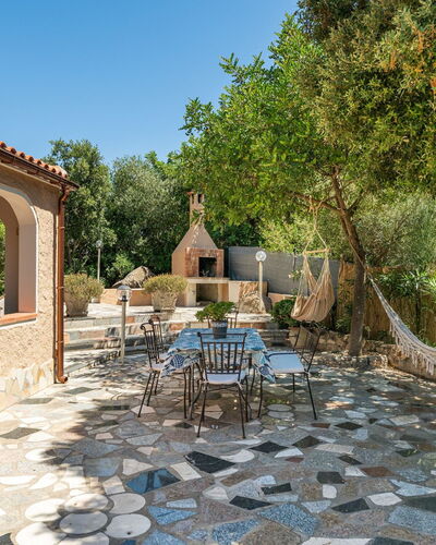 Doxina: Meubles, Dalle, Mobilier De Jardin, Chaise, Jardin, Patio, Arrière-Cour, Tuile, Aménagement Paysager, Pot De Fleur