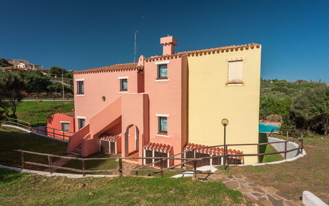 Apartments With Pool Country Village, Stintino: Domicile, Lot Terre, Biens, Villa, Balcon, Ferme, Hacienda