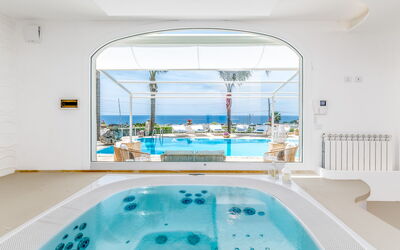 Villa Solemare: Recours, Piscine, Hôtel, Villa, Chaise, Ville Resort, Station Balnéaire, Eco Hôtel, Mobilier De Jardin, Appartement Penthouse