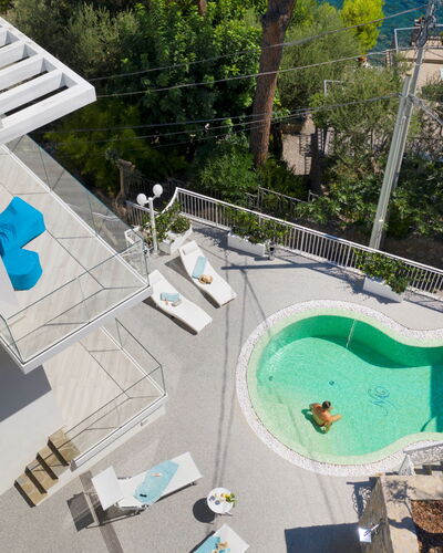 Villa Neranyum: Piscine, Recours, Mobilier De Jardin, Composite, Eco Hôtel, Loisir, Biens, Ombre, Villa, Thermes
