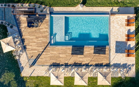 Le Volte, Borgo Campassini, Monteriggioni: Piscine, Recours, Mobilier De Jardin, Composite, Eco Hôtel, Loisir, Ombre, Chaise, Balancelle, Caractéristique De L'Eau