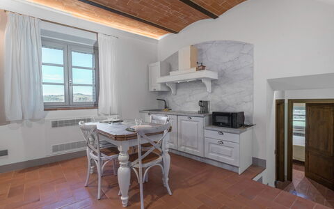 Il Borgo, Borgo Campassini, Monteriggioni: Design Intérieur, Sol, Meubles, Plafond, Sol, Domicile, Éclairage, Pièce, Comptoir, Cuisine