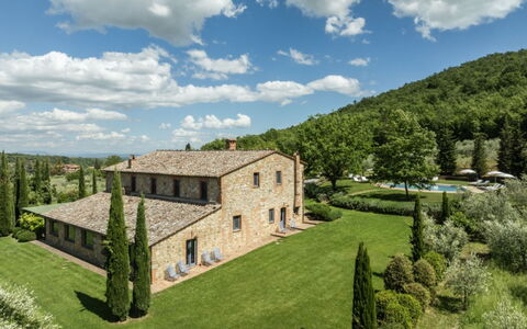 Podere Monti: Biens, Plantation, Ferme, Jardin, Prairie, Aménagement Paysager, Pelouse, Manoir, Villa