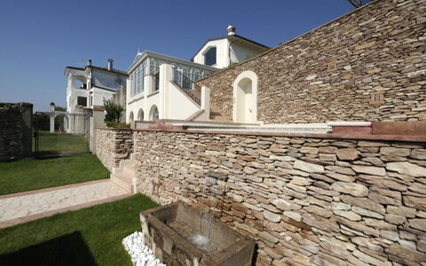 Villa le Selve: Mur De Pierre, Brique, Dalle, Biens, Villa, Balcon