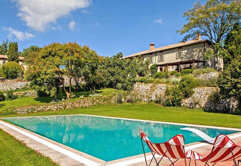 Villa Aiola: Piscine, Biens, Domicile, Jardin, Ferme, Villa, Recours, Eco Hôtel, Arrière-Cour, Hacienda