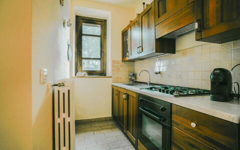 Podere dei Limoni: Cuisine, Comptoir, Design Intérieur, Plafond, Principaux Appliance, Cabinetry, Appareil De Cuisine, Pièce, Evier, Cuisinière