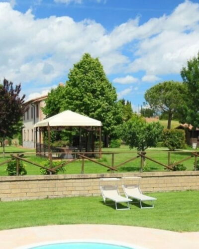 Podere dei Limoni: Arbre, Piscine, Recours, Mobilier De Jardin, Biens, Eco Hôtel, Jardin, Ombre, Pelouse